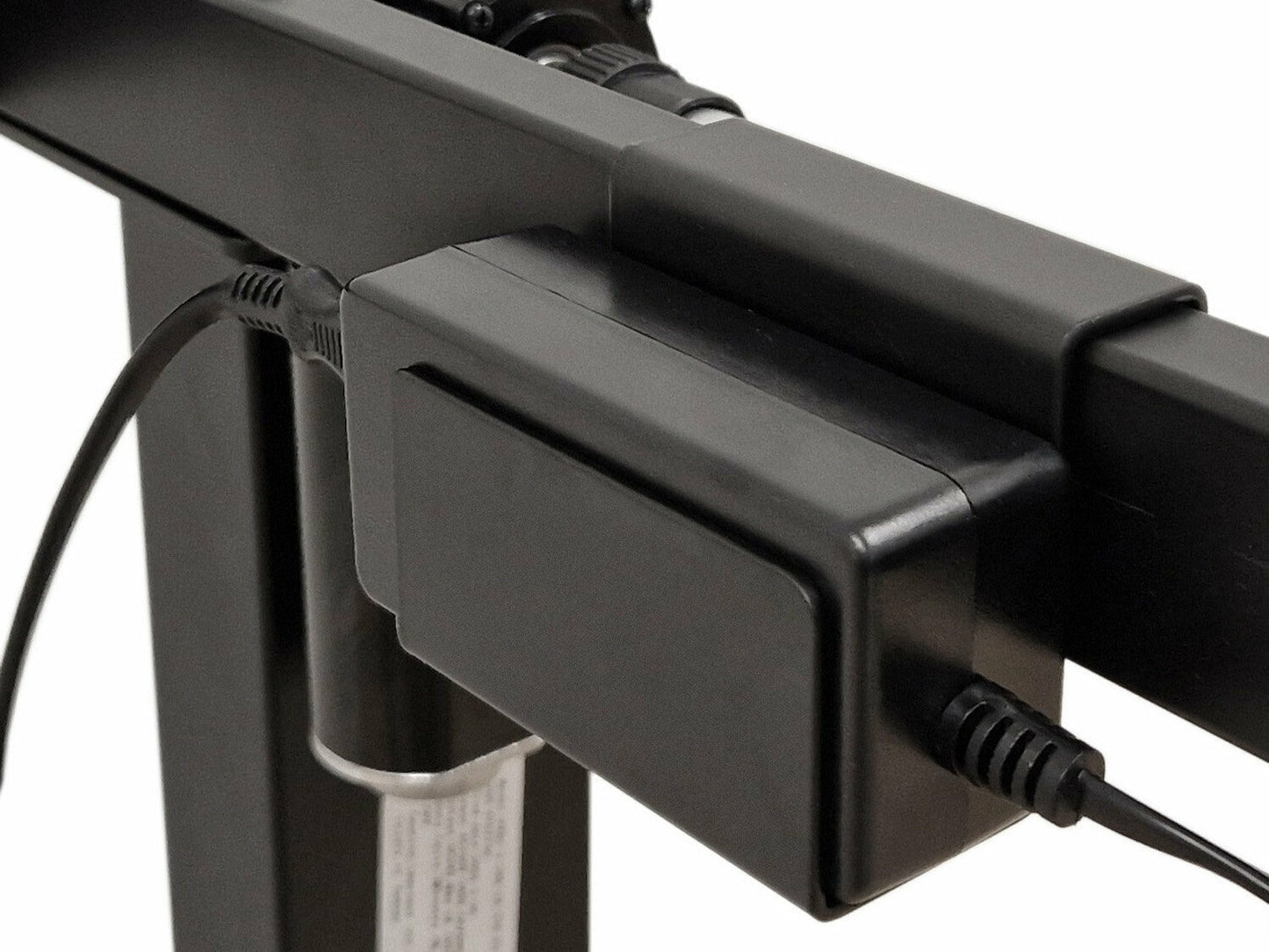 Reguliuojamo aukščio darbo stalas BIMOTION 140x70, Kojų spalva: Juoda, Stalviršio spalva: Balta